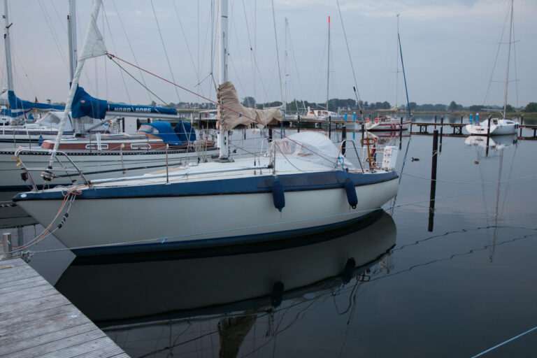 Maxi 87 - Serenity